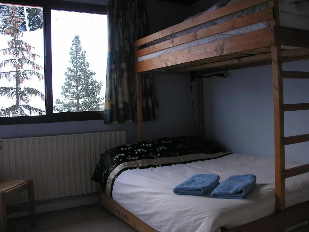 Courchevel Moriond 1650 - 2 Bedrooms - Sleeps 8